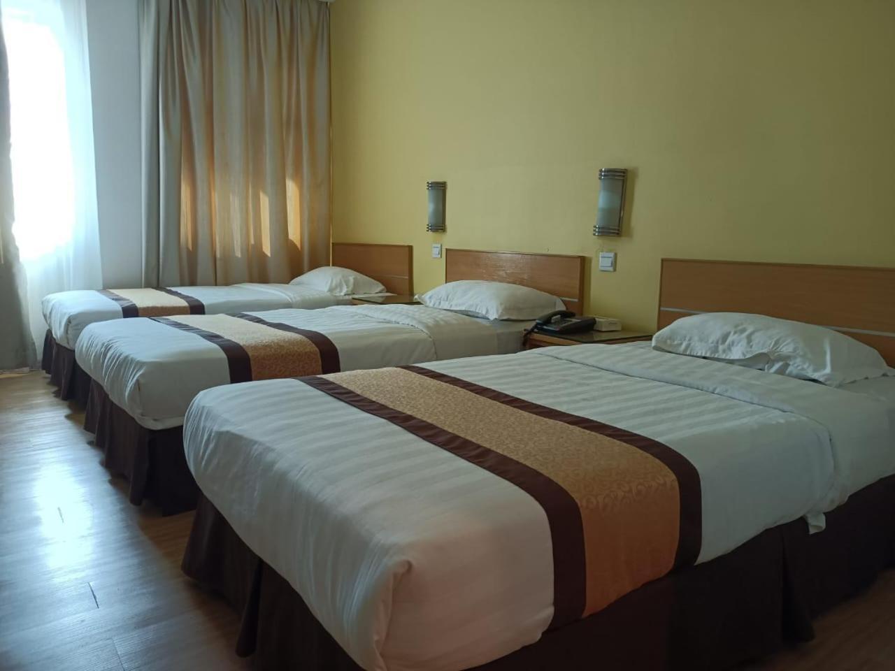 Tang Dynasty Lodge Tuaran Eksteriør bilde